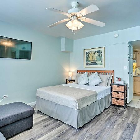 Apartamento Virginia Beach Studio With Balcony And Pool View! Exterior foto