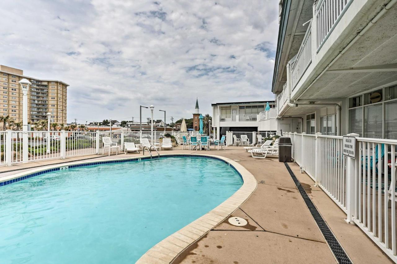 Apartamento Virginia Beach Studio With Balcony And Pool View! Exterior foto